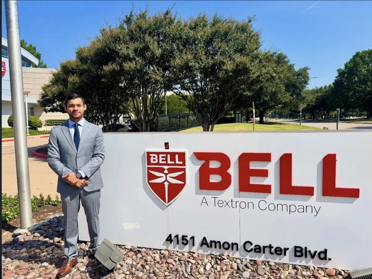 Fernando at Bell, Fort Worth